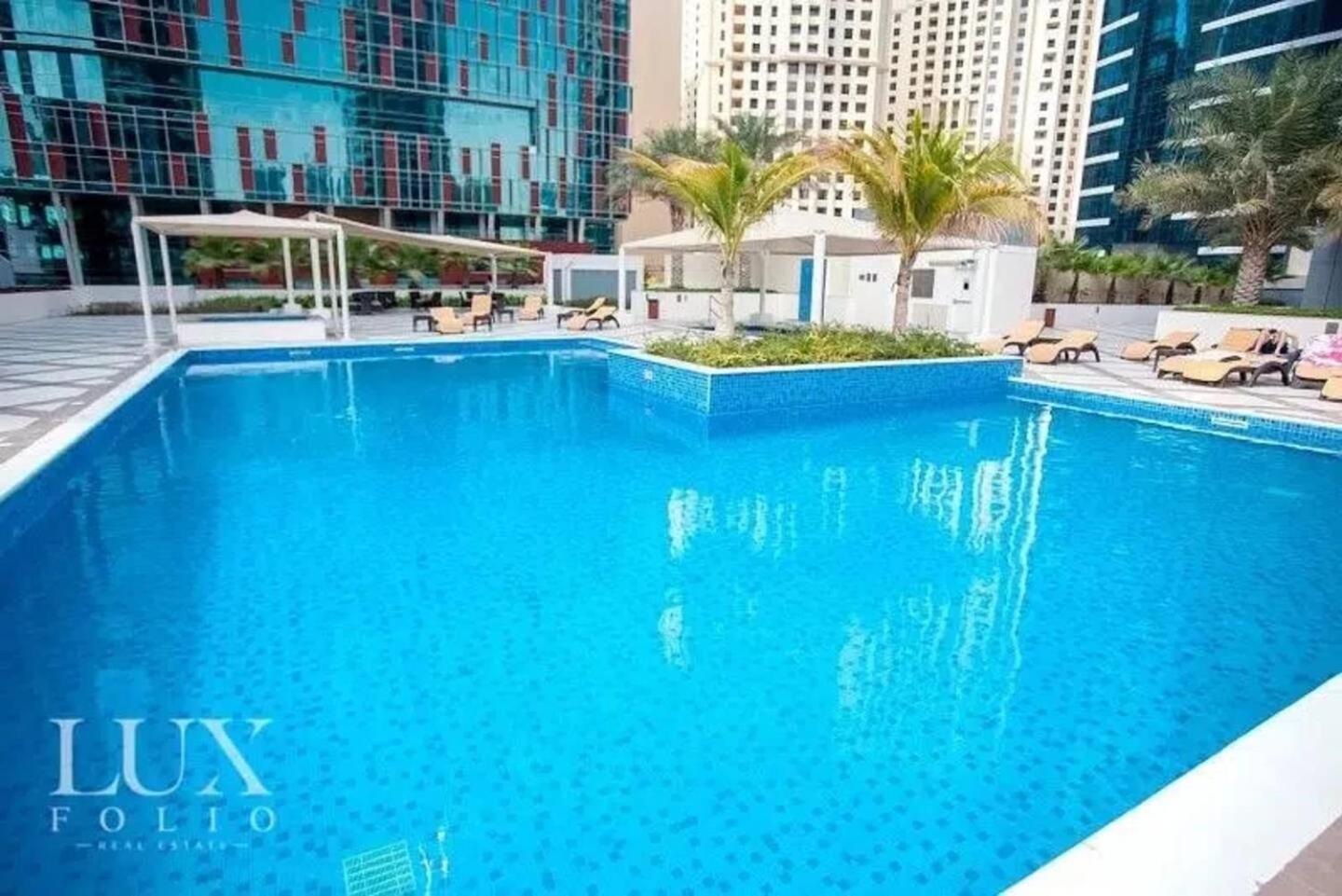 Luxurious 1 Bedroom Apartment In The Dubai Marina! Exterior photo
